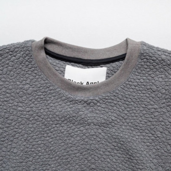 BLACK APPLE - Picture 3 of 5